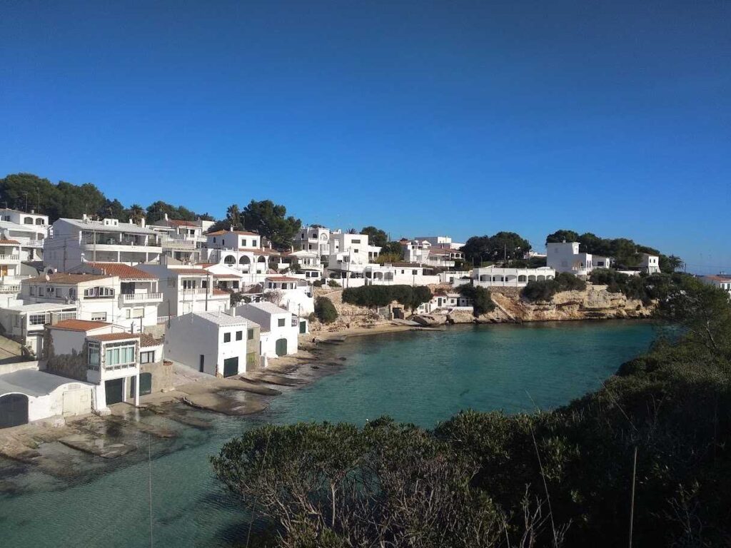 Alcalfar ou Alcaufar, un crique de toute beauté à Sant lluis