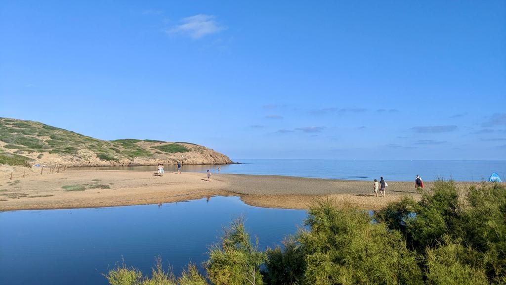 Direction Cala Mica